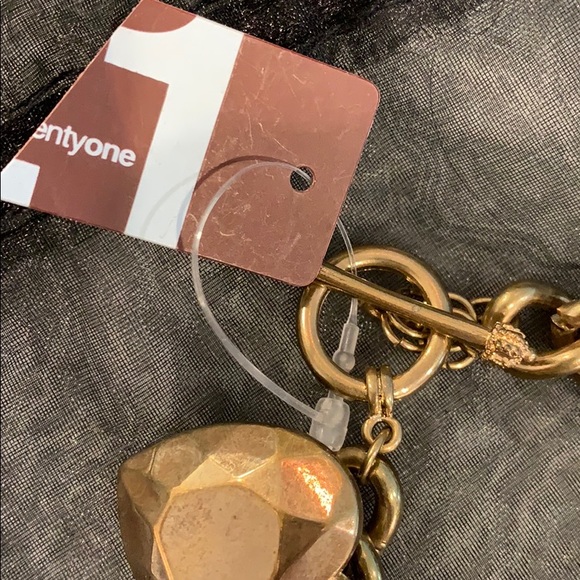 Forever 21 charm bracelet - Picture 3 of 3